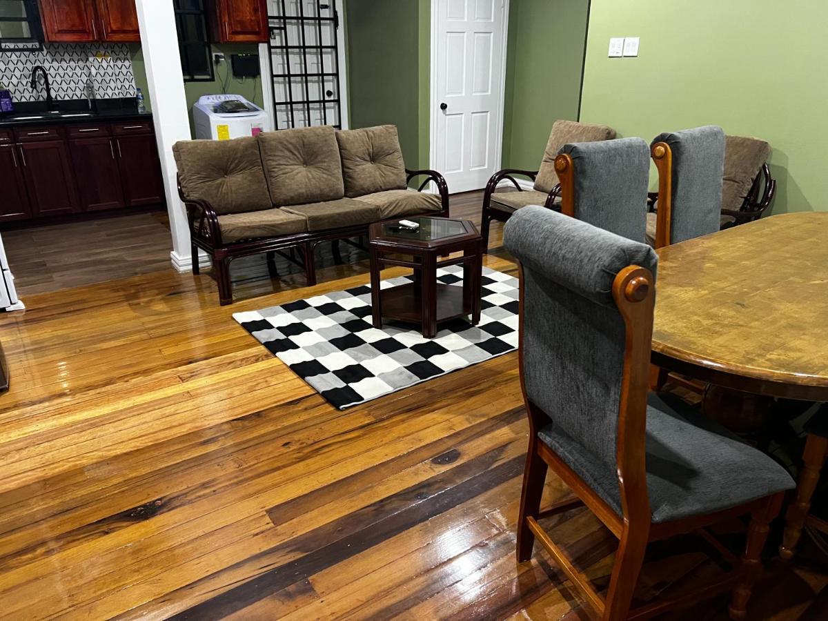 Hollywood Guesthouse Georgetown Ngoại thất bức ảnh